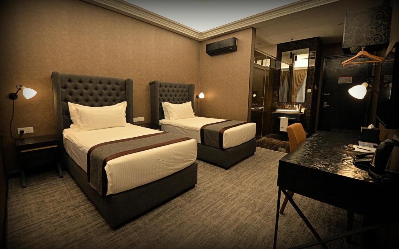 1969 Business Suites Bandar Botani, Ipoh Exterior foto