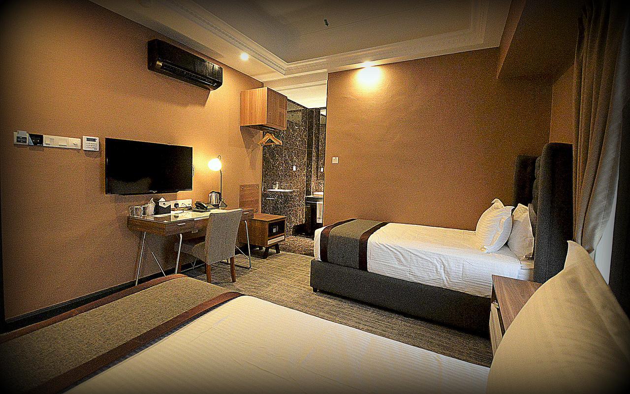 1969 Business Suites Bandar Botani, Ipoh Exterior foto